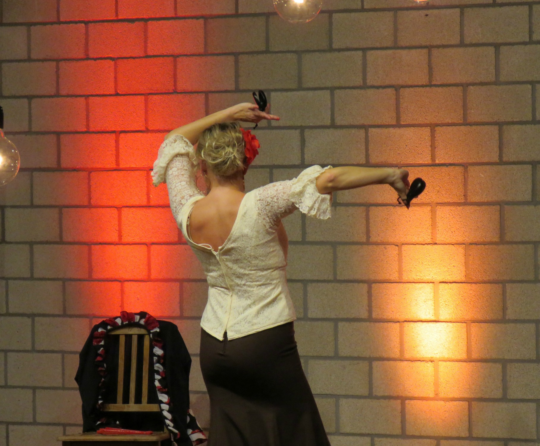Een swingend flamenco-optreden van La Mariposa tijdens de Spaanse avond
