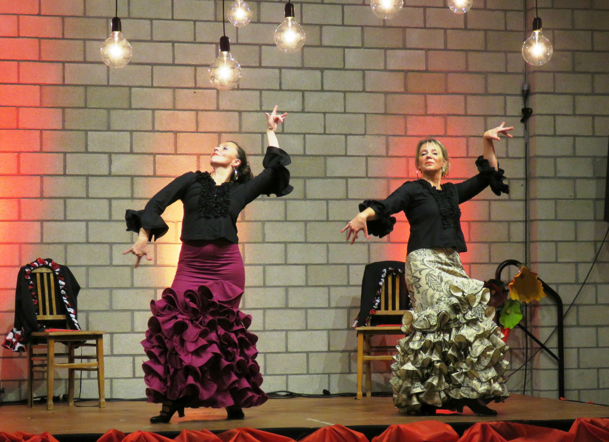 Een swingend flamenco-optreden van La Mariposa tijdens de Spaanse avond