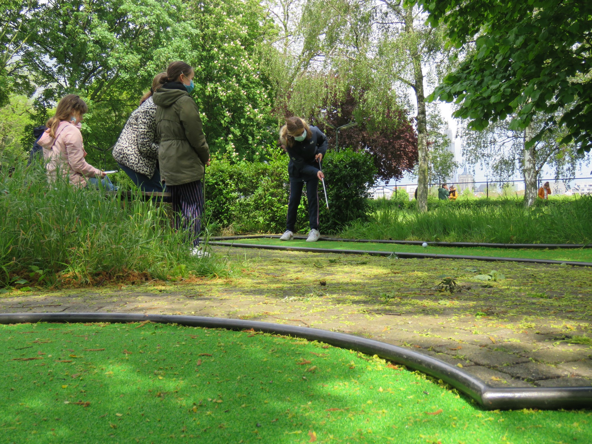 Eerste gezamenlijke activiteit vormelingen 2021 | Zoektocht en minigolf