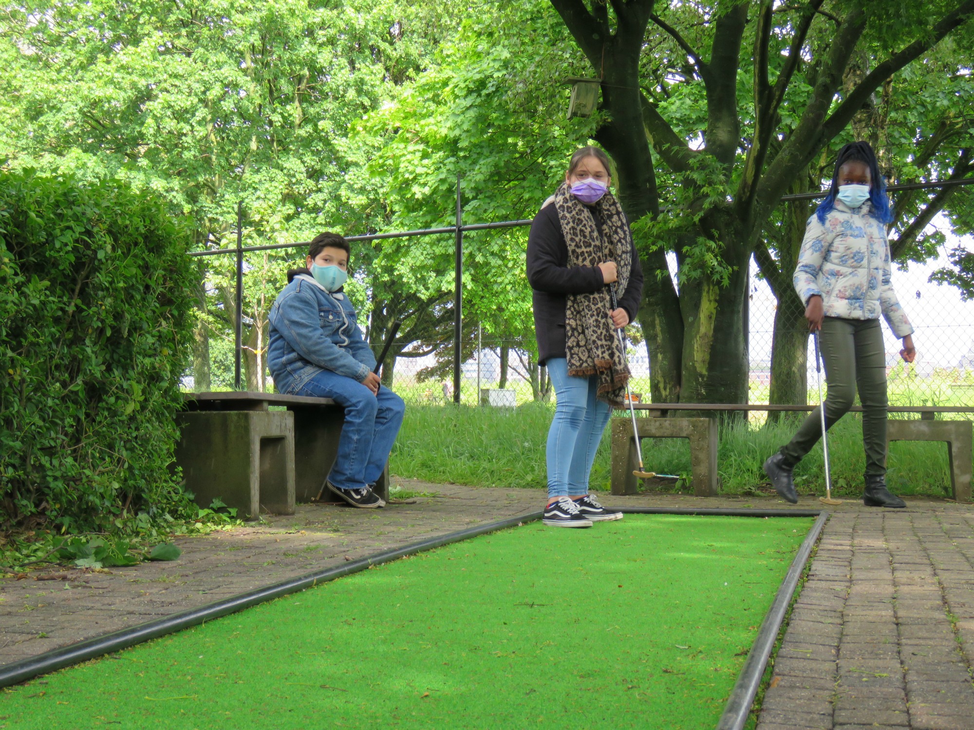 Eerste gezamenlijke activiteit vormelingen 2021 | Zoektocht en minigolf