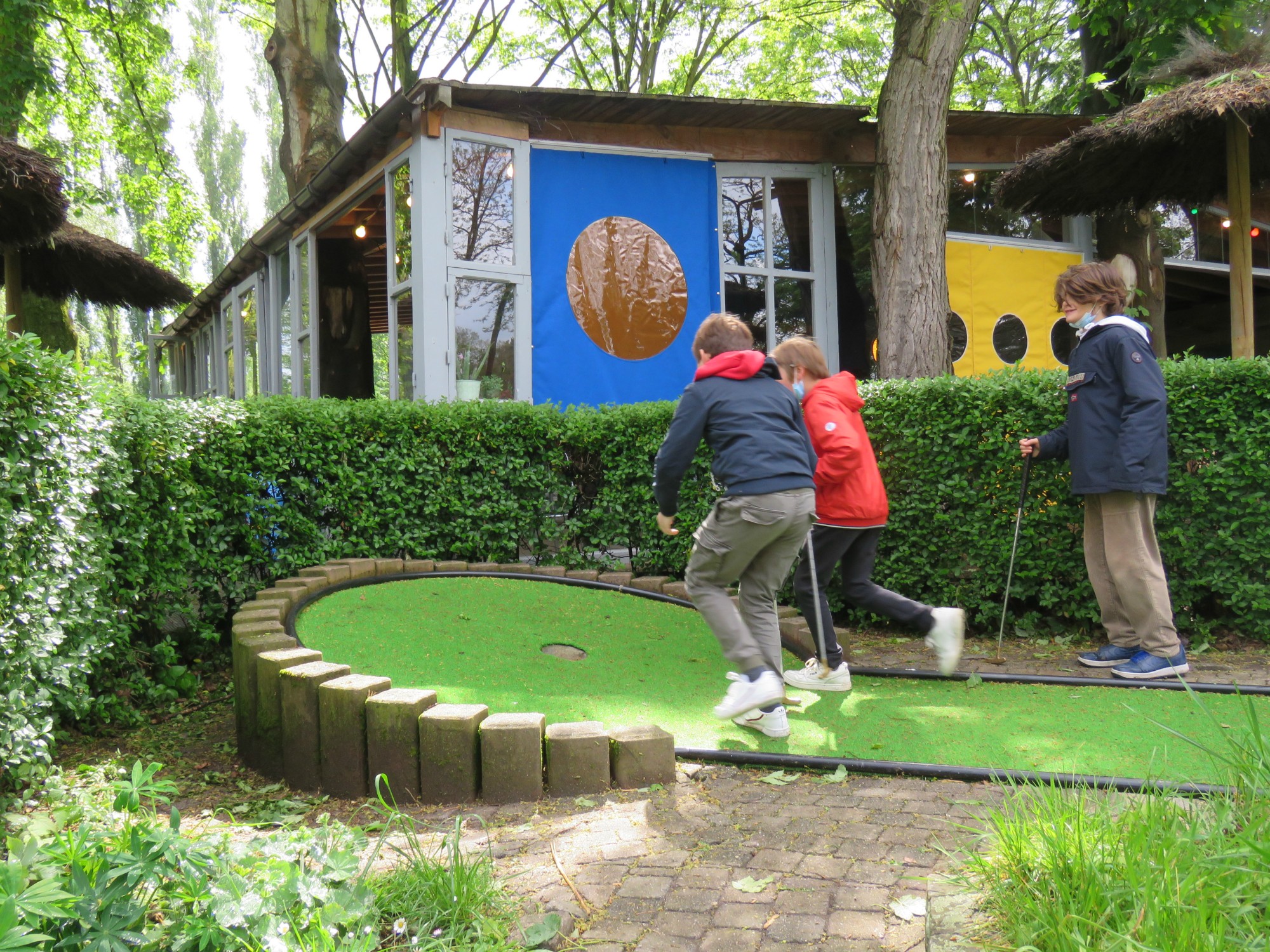 Eerste gezamenlijke activiteit vormelingen 2021 | Zoektocht en minigolf