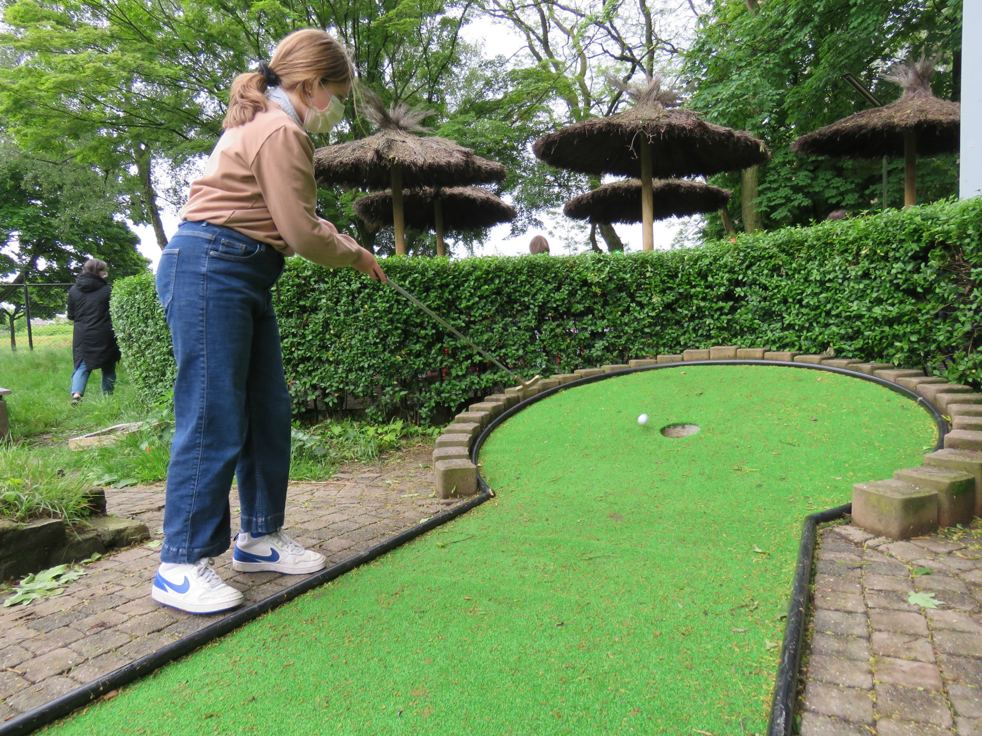 Eerste gezamenlijke activiteit vormelingen 2021 | Zoektocht en minigolf