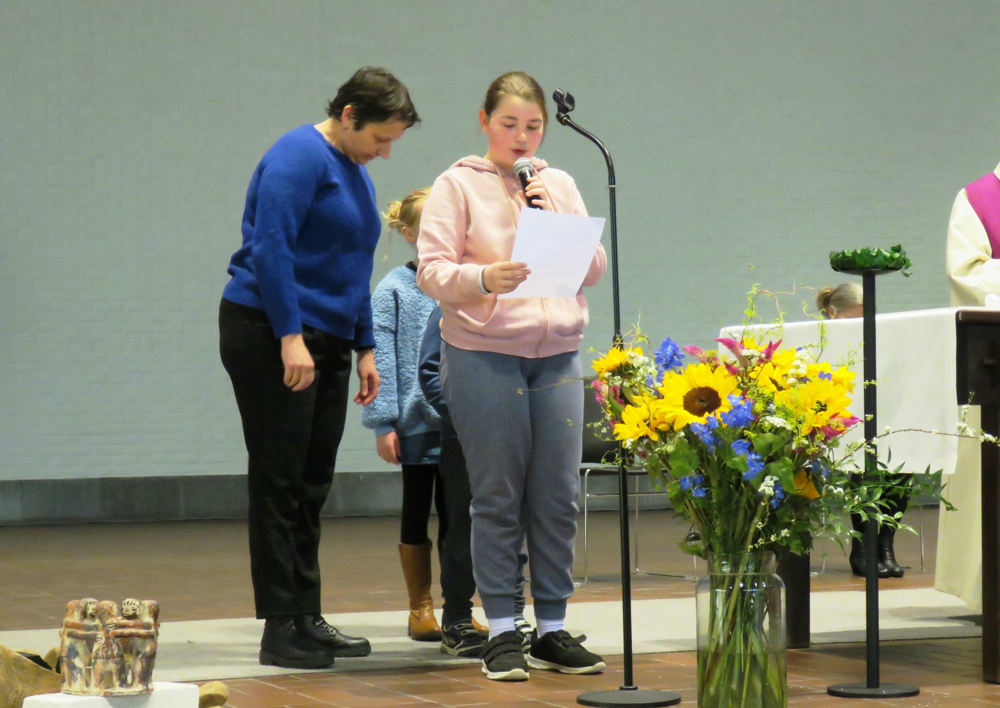 Schuldbelijdenis door de eerste communicanten en vormelingen