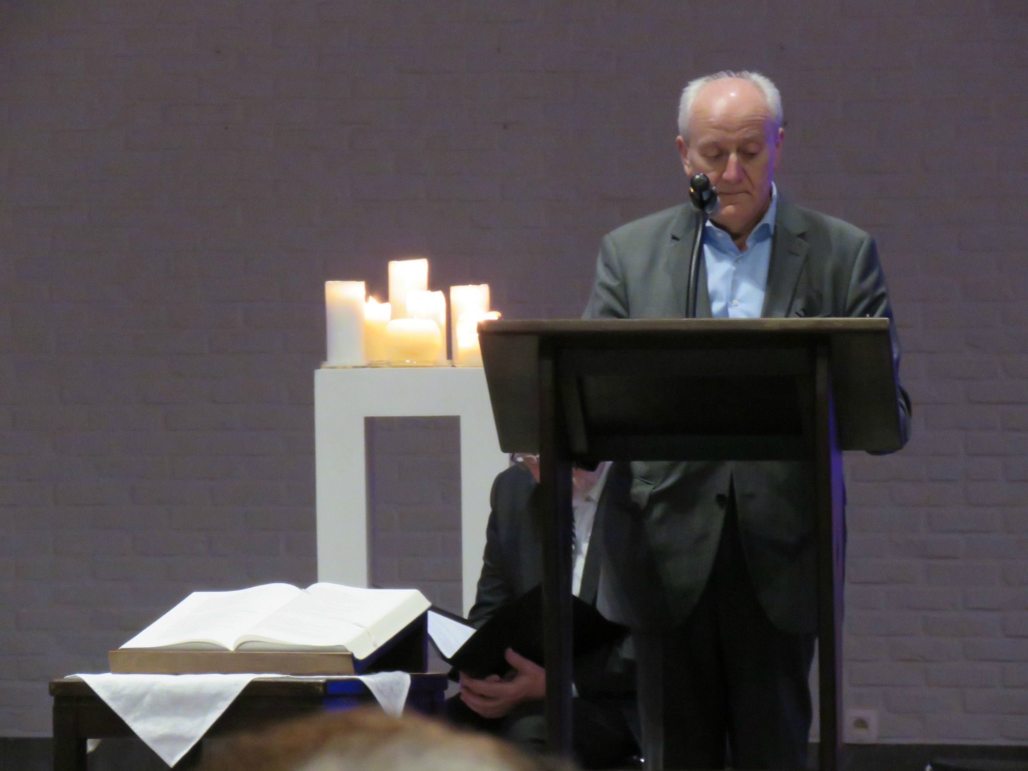 Lector Gilbert Dhauwe