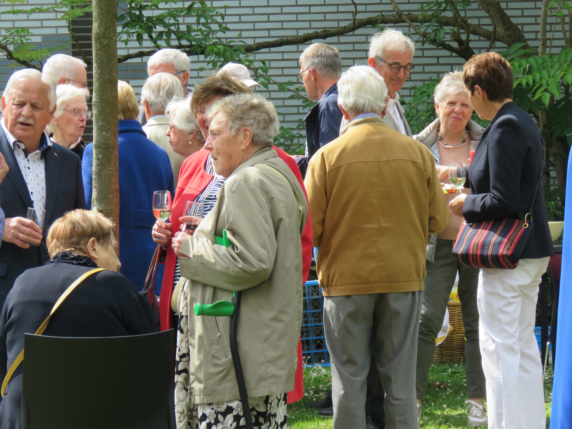 Viering Rerum Novarum - Receptie met deelmoment na de viering voor de Sint-Anna-ten-Drieënkerk, Antwerpen Linkeroever