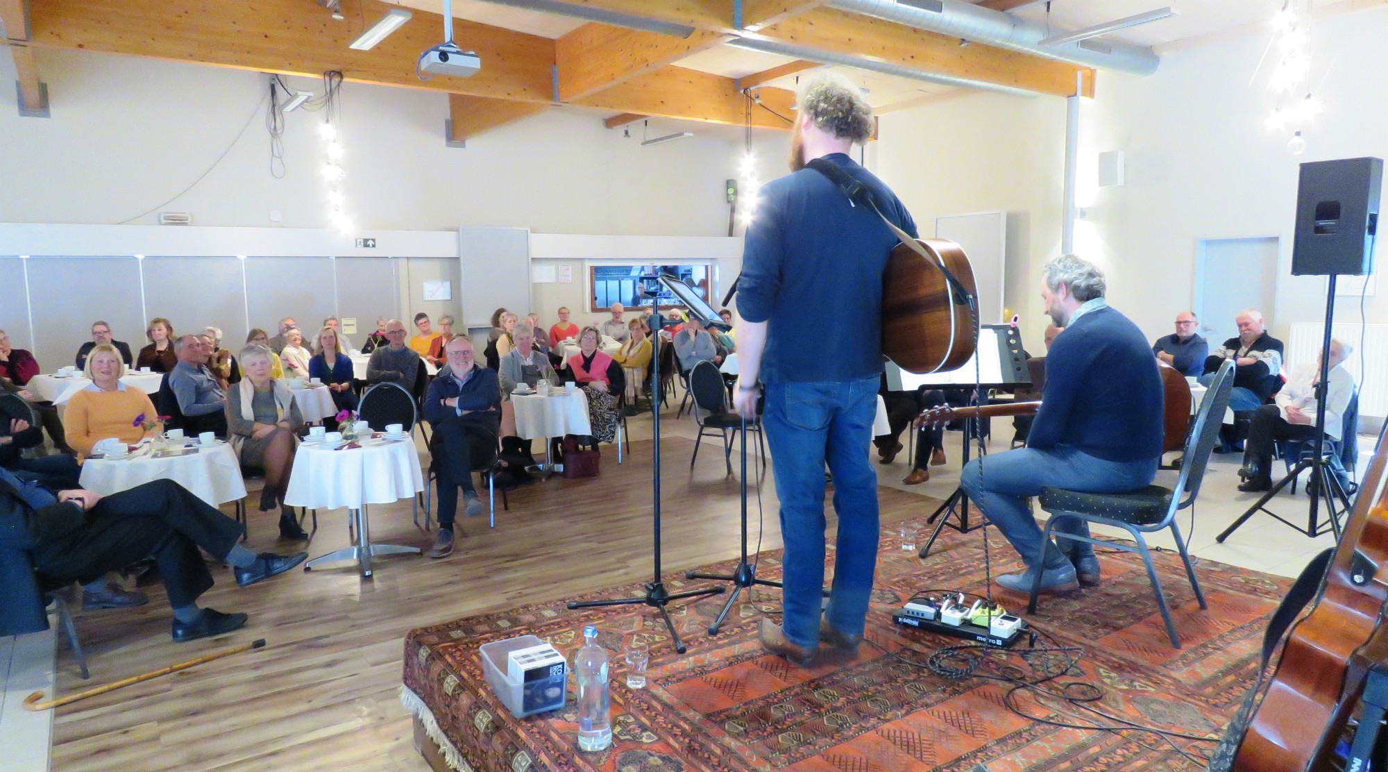 De bindteksten van troubadour Koen Dewulf waren heel geniaal