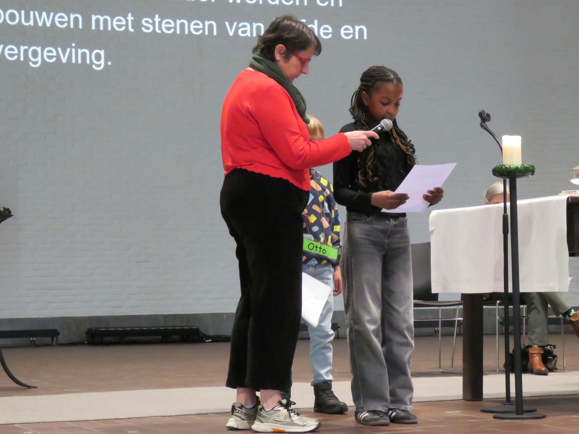 Wegwijzerviering - Gebed om ontferming door vormelingen en eerste communicanten
