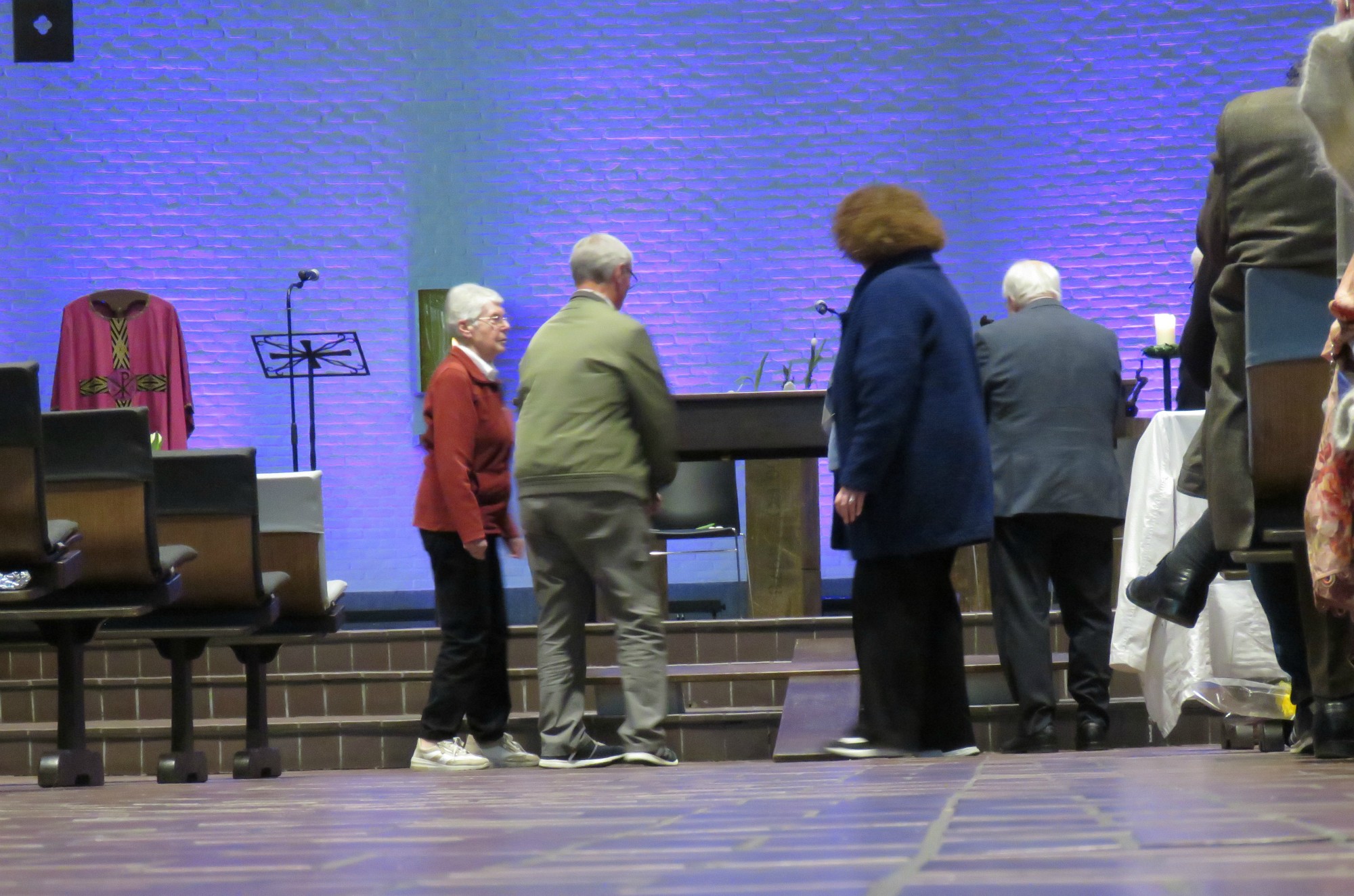 Goede Vrijdag - Voorgangers Gebedsleiders - Sint-Anna-ten-Drieënkerk, Antwerpen Linkeroever